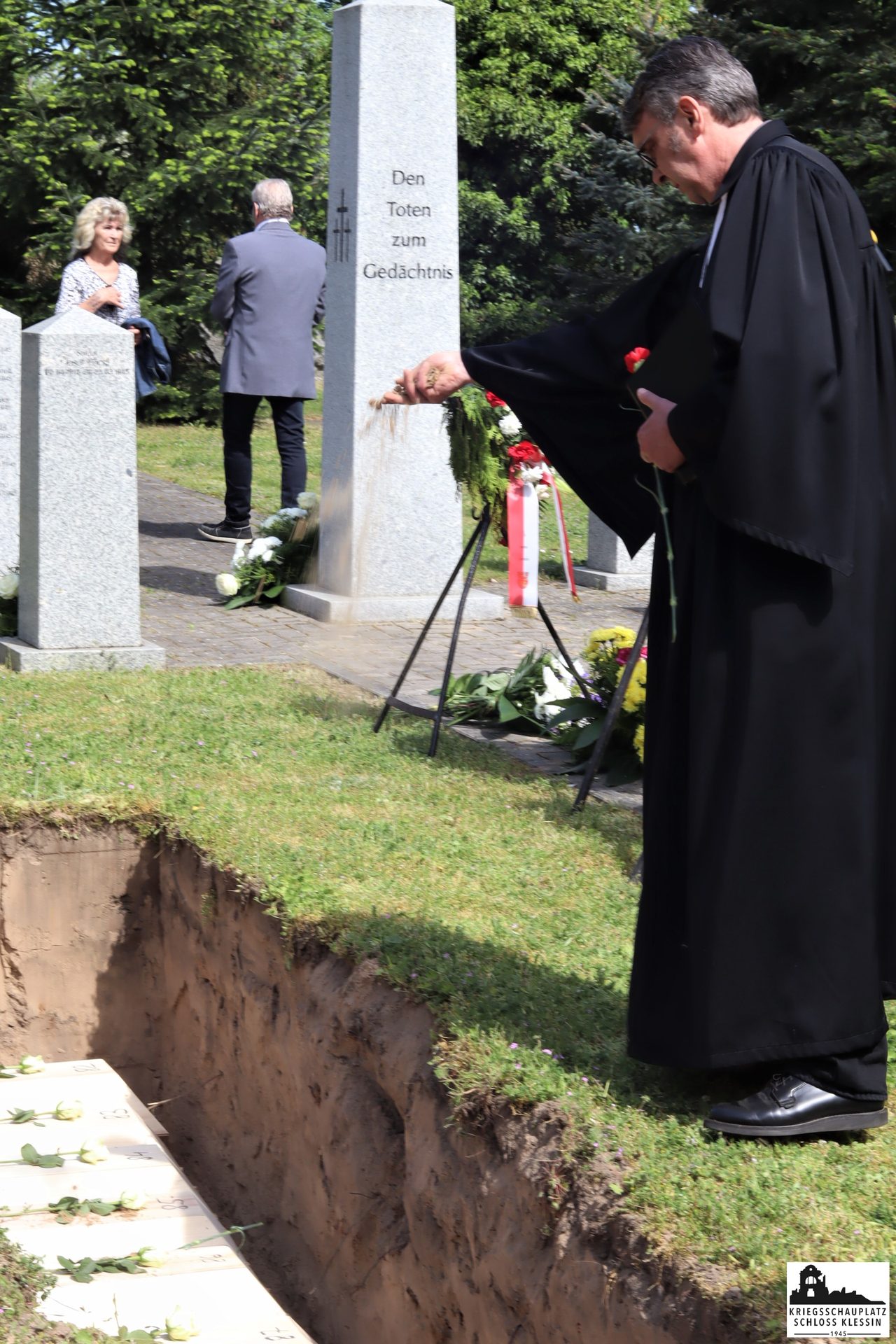 Gedenkfeier auf dem Bergfriedhof