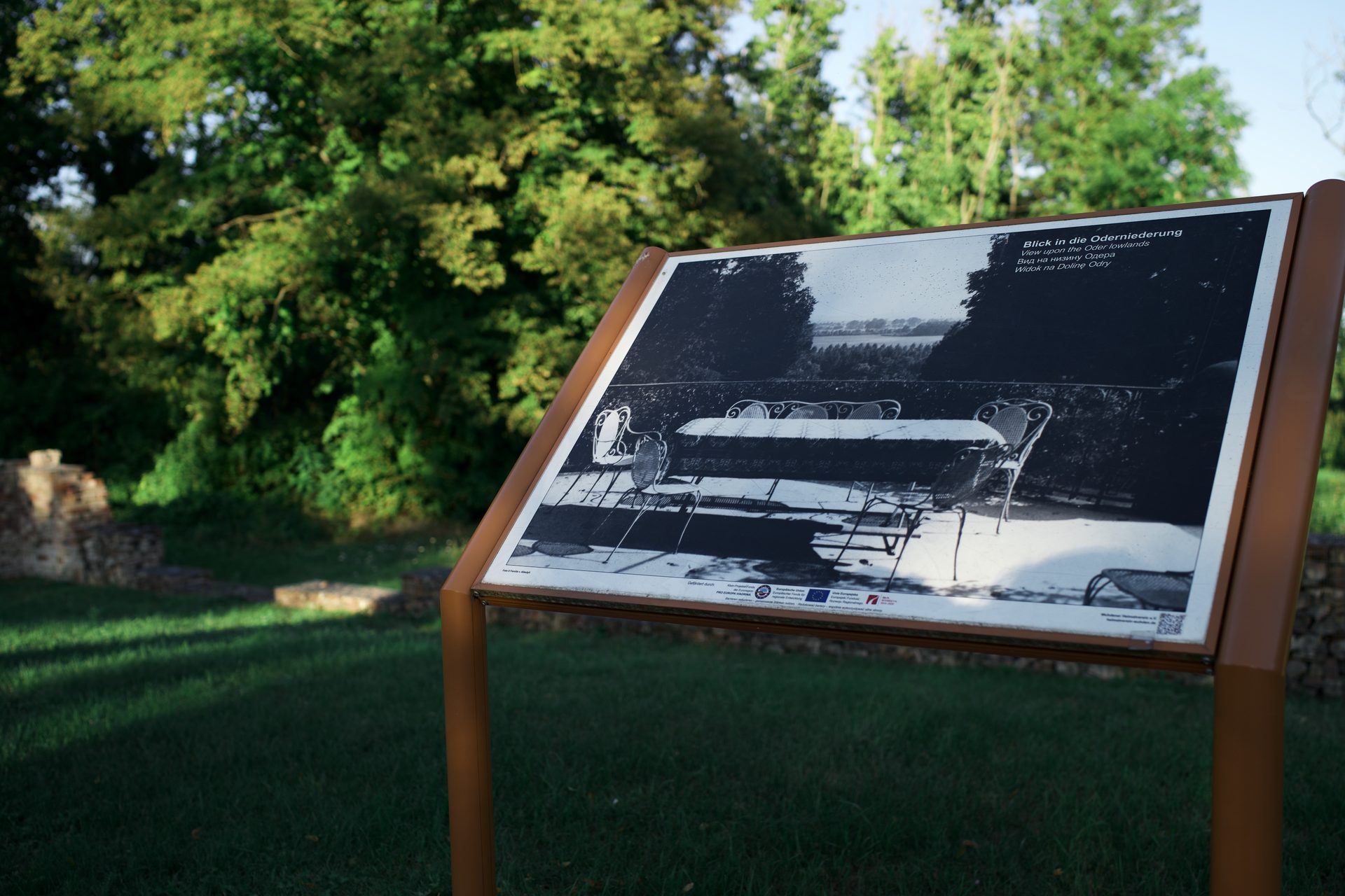 Erklärtafel „Blick in die Oderniederung“